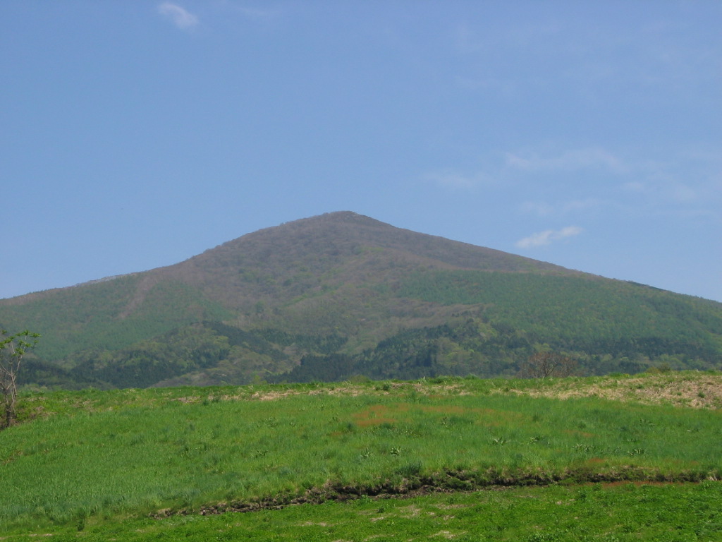 姫神山