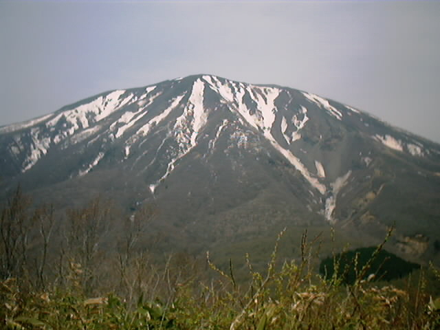 鞍掛山　山頂からの岩手山 5